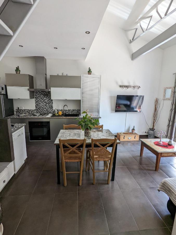 Apartmán El Padre Y El Hijo D Elne Exteriér fotografie